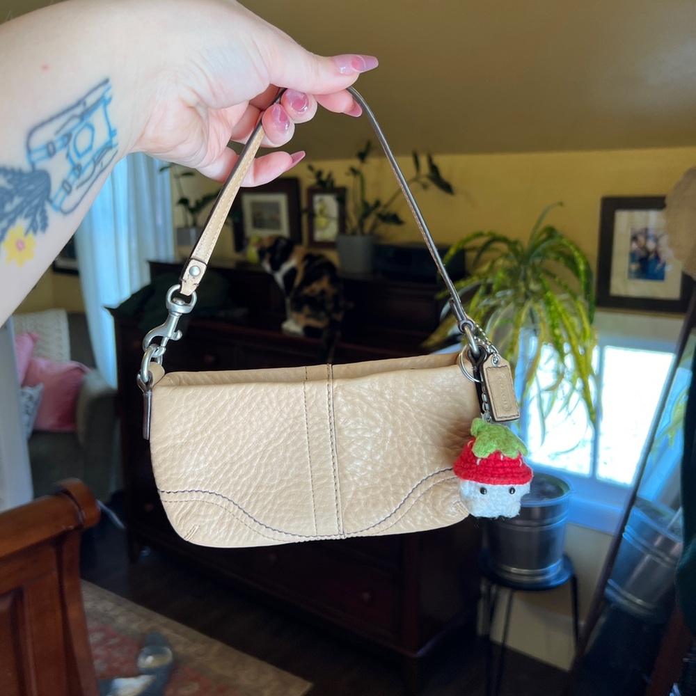 vintage leather coach mini bag/wristlet